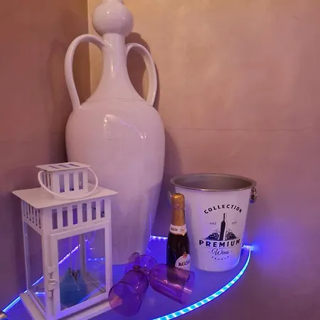 Torre Pendio Couette-café Corato